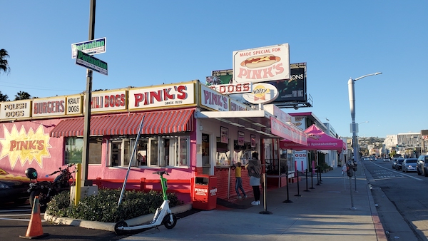Pink's Hot Dogs on La Brea Avenue.